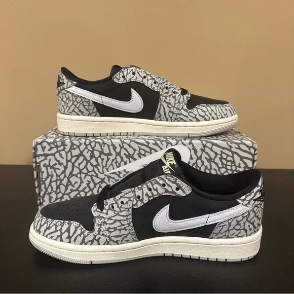 Nike Air Jordan 1 Retro Low OG 'Black Cement' CZ0775-001 Women’s Size 5.5 - Picture 2 of 5